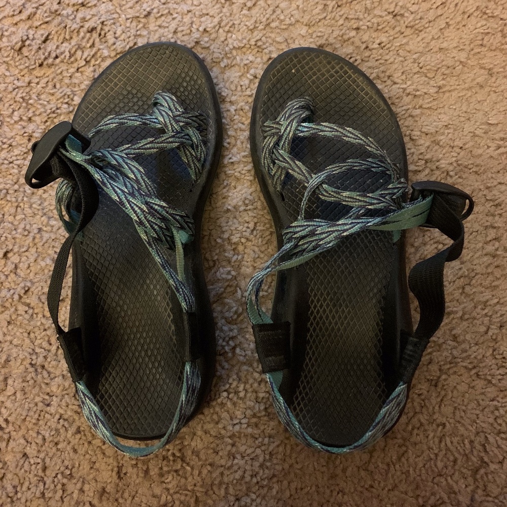 Women's Size 7 Chacos